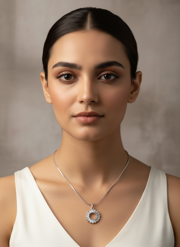 Ratmanee Silver Radiant Circle Pendant – Sparkling Round Necklace with Crystal Detailing