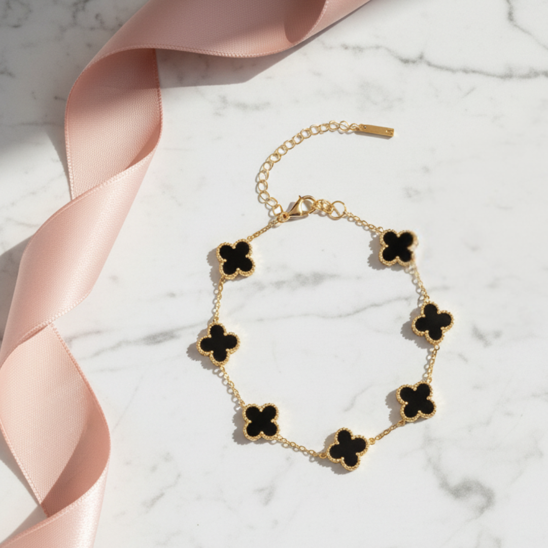 Gold Black Clover Bracelet Elegant Enamel Charm Women’s Luxury Jewellery