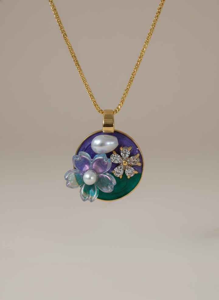 Ratmanee Garden Bloom Necklace – Artistic Gold Pendant with Pearl and Enamel Flowers